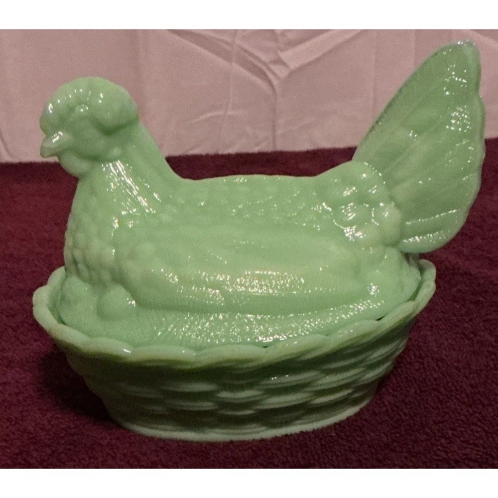 Mosser‎ Jadeite Glass Depression Hen on Nest Candy Dish 7 In Long And 5 In High
